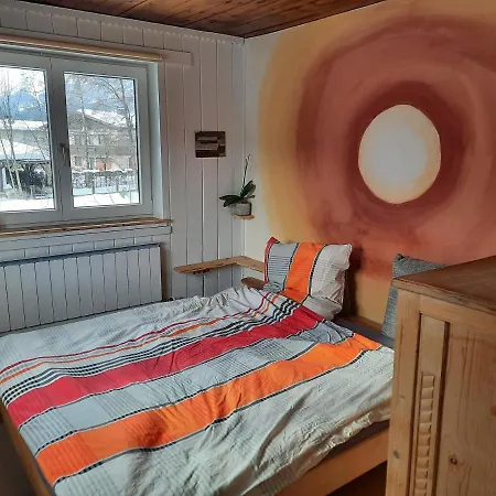 Bauernhaus Im Permakultur-garten *