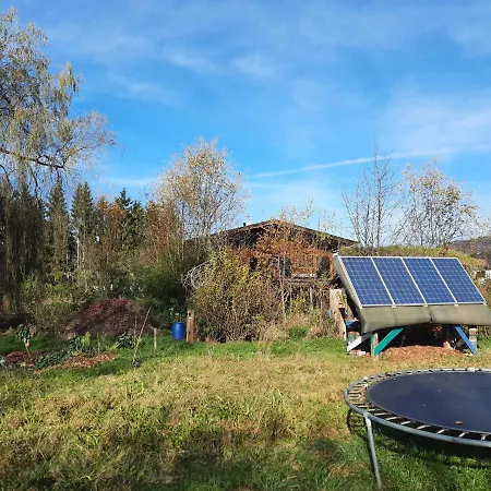 Bauernhaus Im Permakultur-garten