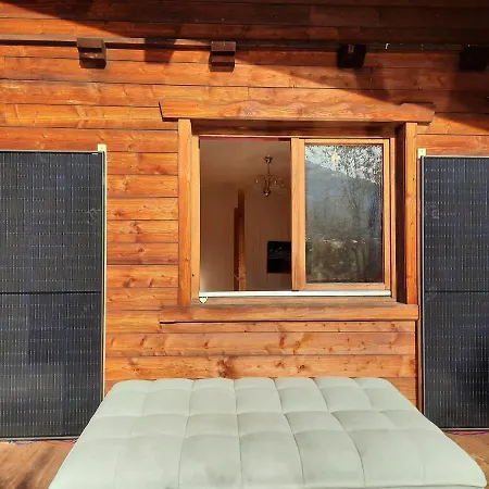 Bauernhaus Im Permakultur-garten Homestay