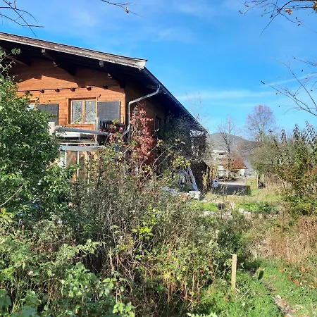 Bauernhaus Im Permakultur-garten Pansiyon